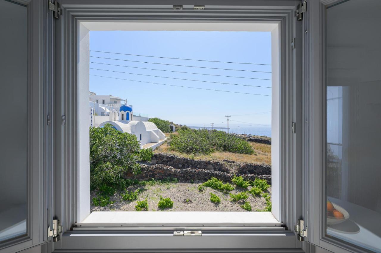 Thoe * Oia (Santorini)