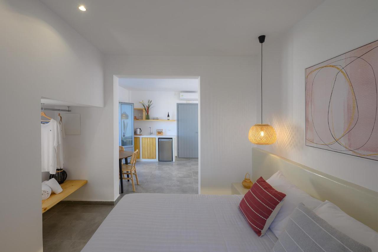 Thoe Apartment Oia (Santorini)
